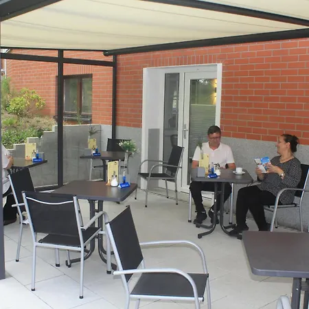 Reke Hotel